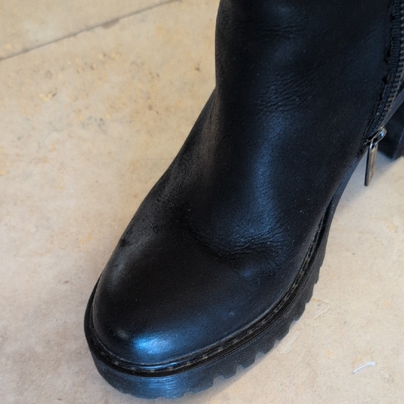 Dr. Martens Magdalena Black Leather Ankle Boots - Picture 4 of 5